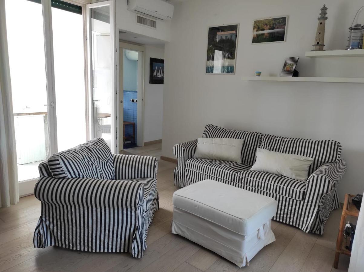 Grazioso Appartamento Vicino Al Mare San Cataldo  Esterno foto